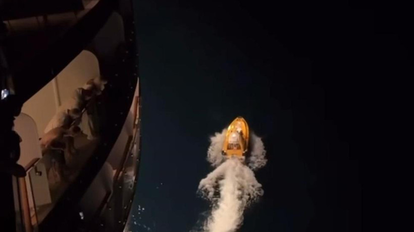 Marmara Adası'nda Yolcu Gemisinde Korkunç Olay! Ekipler Denize Düşen Kişiyi Arıyor