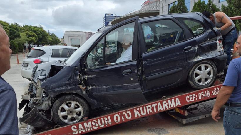 Samsun’da Engelli Sürücü, Hurdaya Dönen Araçla Çekici Üzerinde Doktor Randevusuna Gitti