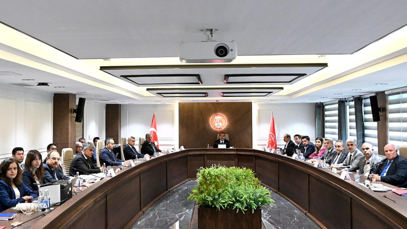 Milyonlarca Memur Merakla Bekliyor: Hakem Kurulu'nun 4. Toplantısı Başladı