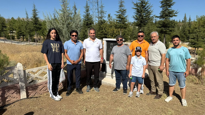 Boksör Oral Arslan Vefatının 5. Yıldönümünde Kabri Başında Anıldı