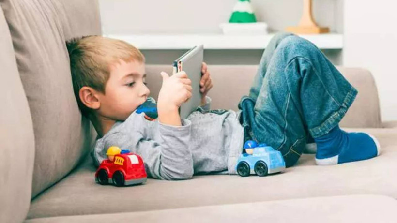 'Ucuz Bakıcı' Klip Sendromunu Tetikliyor! Literatüre Yeni Girdi, Bu Belirtiler Varsa Dikkat