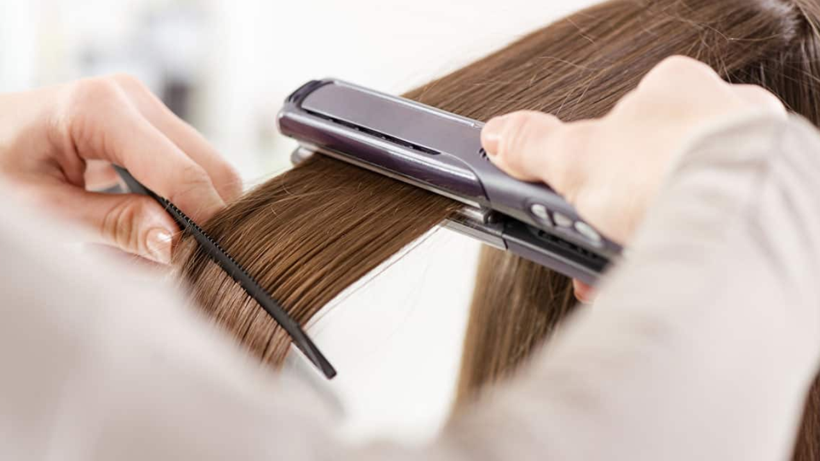 Saç Düzleştiricilerde Hayati Tehlike: Bilim İnsanları Peş Peşe Uyardı