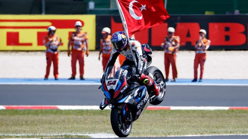 Toprak İlki Başardı, Superbike Tarihine Geçti!