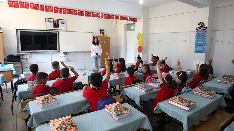 Yeni Eğitim Öğretim Yılı Başladı: 18 Milyon Öğrenci İçin İlk Ders Zili Çaldı