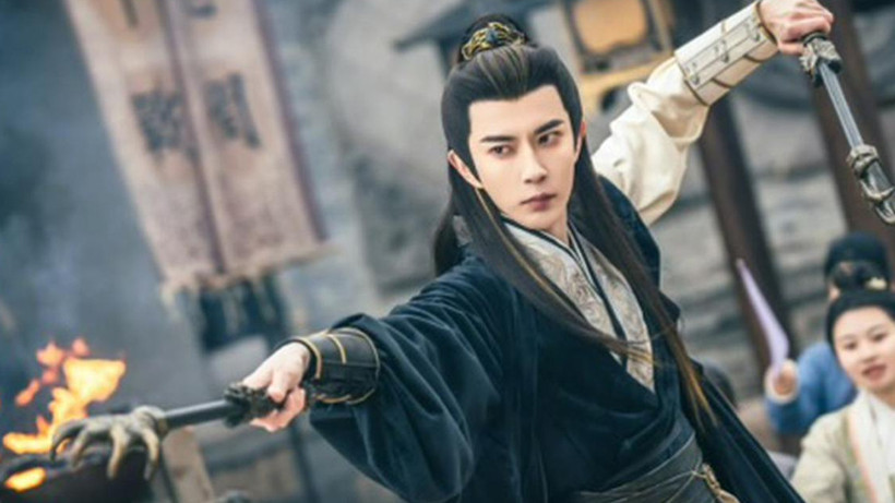 Sevilen Netflix Dizisinde Oynuyordu... Popüler Oyuncunun Şüpheli Ölümü: Arkadaşının Evinden Düşerek Can Verdi