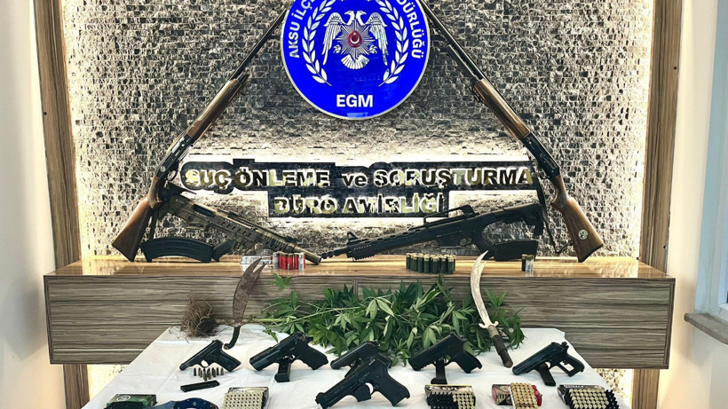 Antalya Aksu'da Geniş Kapsamlı Silah Operasyonu