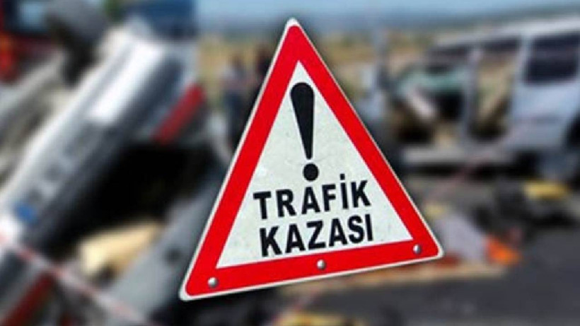 Tavşanlı’da 3 İşçi Servisi Çarpıştı: 7 Yaralı