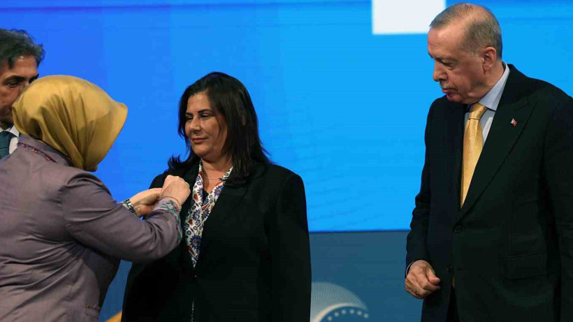 AKP'ye Geçen Özlem Çerçioğlu'ndan Şok Sözler! Bu İddia Çok Konuşulacak: 'Önceliğim Onu İçeri Attırmak'