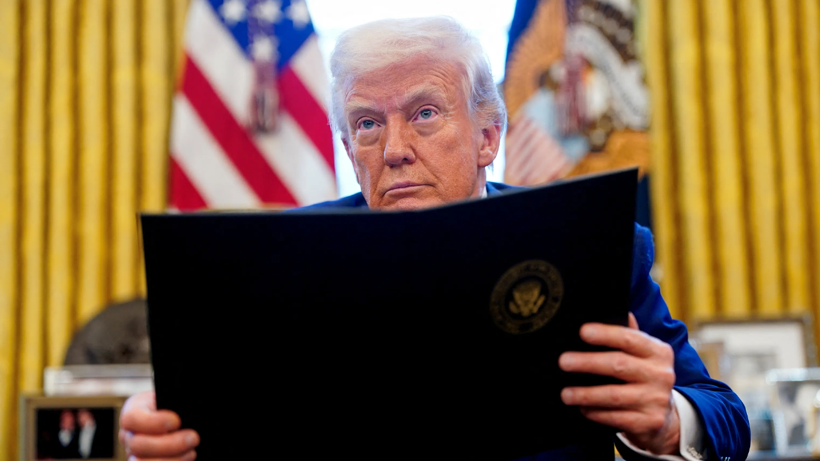 Virginia Başsavcısı  İstifa Etti, Trump 'Ben Kovdum' Dedi