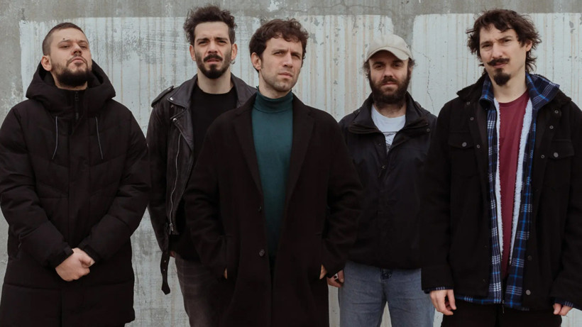 Hayranları Şokta! Rock Grubu Adamlar Dağıldı mı? Açıklama Geldi, Gitaristin O Hamlesi Soru İşaretleri Yarattı