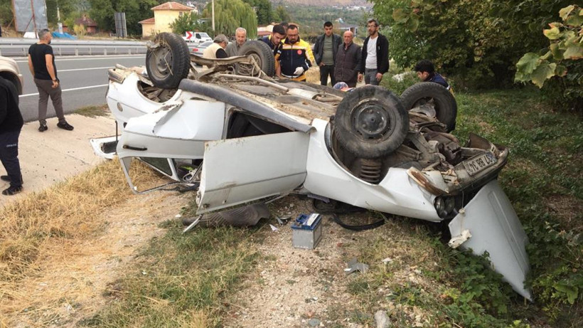 Kastamonu’da Feci Kaza! Otomobil Tepetaklak Oldu, Yaralılar Var