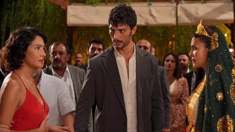 Halef Dizisinde Gözden Kaçmayan Çekim Hatası! Sosyal Medyada Gündem Oldu