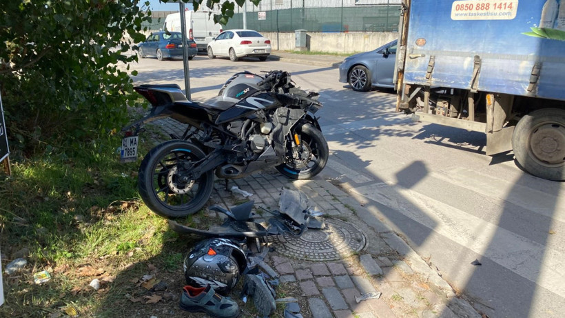 Kocaeli'de Motosiklet Kazası: Sürücü Ağır Yaralandı