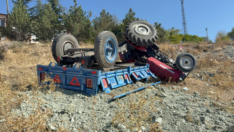 Tokat’ta Traktör Devrildi: 2 Kişi Yaralandı