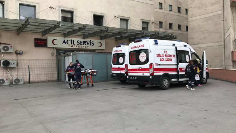 Sakarya’da Genç Kadın 3. Kattaki Evinin Camından Düştü