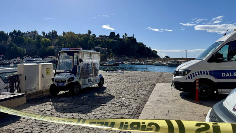 Antalya'da Falezlerde Erkek Cesedi Bulundu