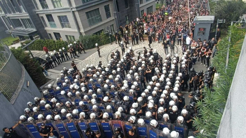 Kayyım Ablukası Paylaşımları Suç Sayıldı... 20 Kişiye Dava!