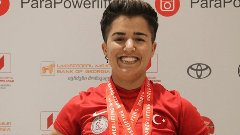 Milli Para Halterciden Gümüş Madalya