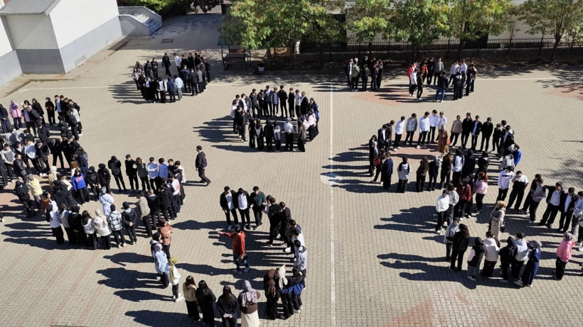 Bingöl’de 54 Okulda Eş Zamanlı Deprem Tatbikatı Yapıldı