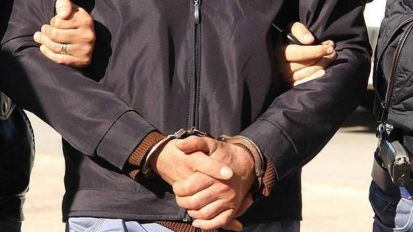 Manisa’da Fuhuş Operasyonu: 1 Kişi Tutuklandı, 1 Kadın Sınır Dışı Edildi