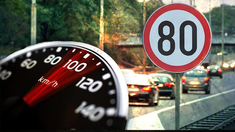 Sürücüler Dikkat! Trafikte Yeni Dönem Başladı: Hız Limitleri Değişti, Levhalar Tek Tek Söküldü