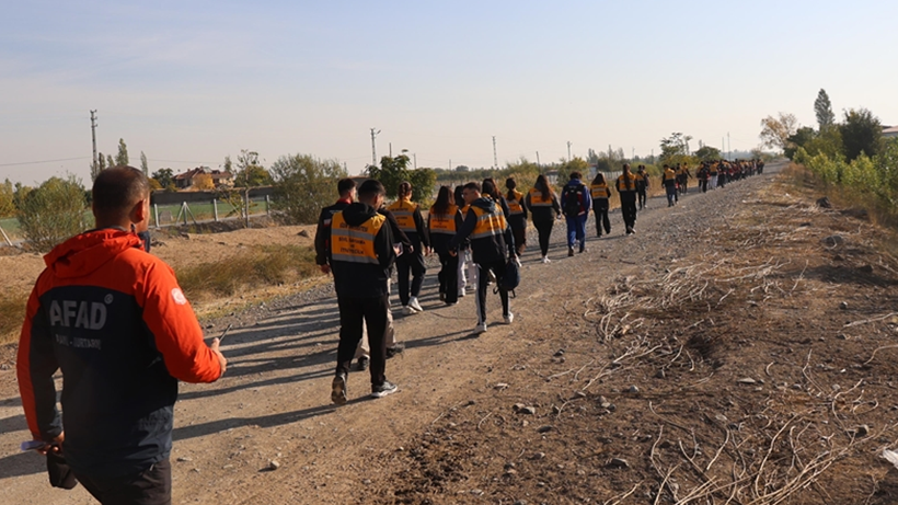 9 Gündür Kayıp! Alzheimer Hastası EMEKLÖğretmen Sırra Kadem Bastı
