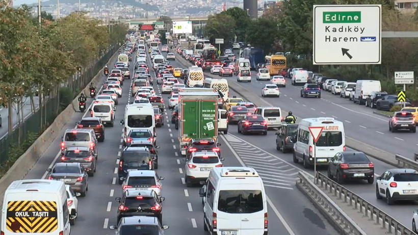 Trafikte Pazartesi Sendromu! Yoğunluk Yüzde 71'e Çıktı