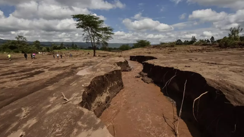 Kenya'da Facia! Toprak Kaymasında 26 Ölü, 25 Kayıp