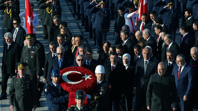 Atatürk'ün Vefatının 87. Yılı: Cumhurbaşkanı Erdoğan ve Devlet Erkanı Ata'nın Huzurunda