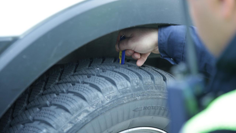Zorunlu Kış Lastiği Uygulaması Bugün Başladı? Kimleri Kapsıyor, Ne Zamana Kadar Sürecek, Cezası Ne Kadar?