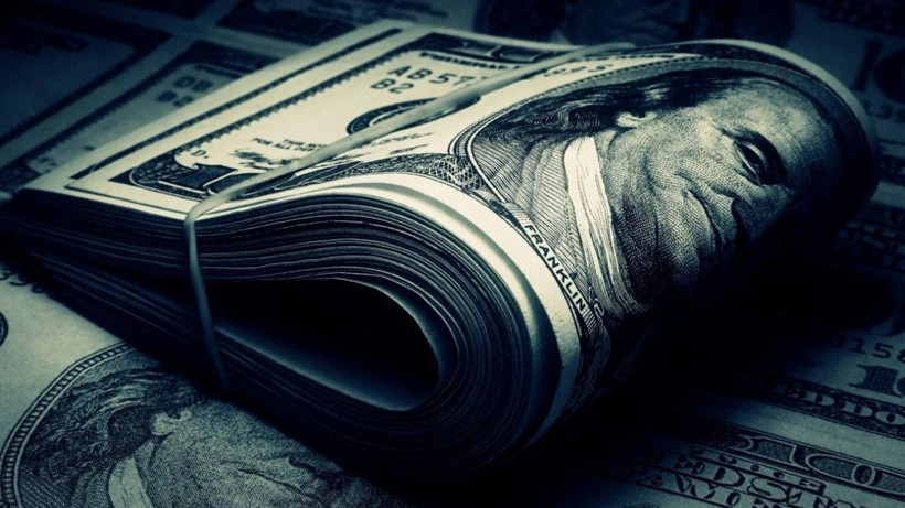 Dolar ve Euro Güne Kritik Seviyelerde Başladı