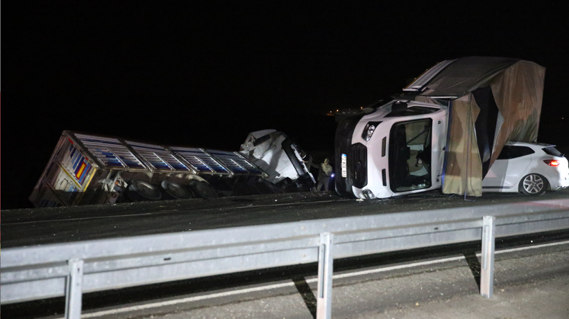 Diyarbakır’da Feci Kaza! Zincirleme Çarpışmada Can Pazarı