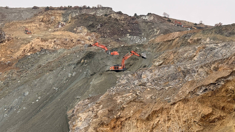 Sivas'ta Maden Ocağında Göçük: 66 Yaşındaki İşçi 4 Gündür Toprak Altında!