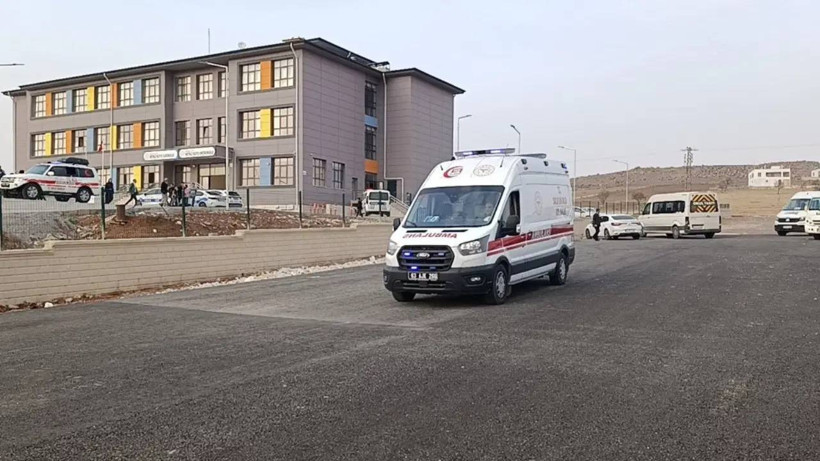 Şanlıurfa’da Okulda Gıda Zehirlenmesi Şüphesi! 25 Öğrenci Hastaneye Kaldırıldı