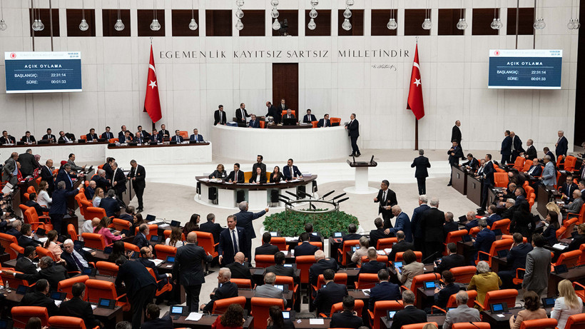 Meclis’teki 'Çerçeve Yasa' Oylamasının Perde Arkası: En Büyük Fire O Partiden