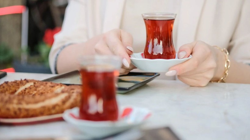 Çayın Yanında Tüketmeden Önce 2 Kez Düşünün! Vücuttaki Demiri Resmen Yok Ediyor - Resim: 3