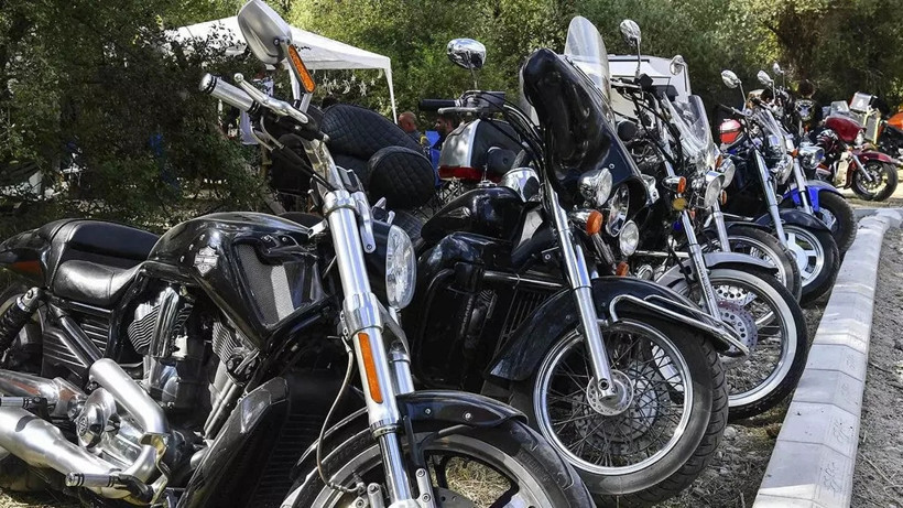 Parasını da Ödediler ama Hiçbiri Ortada Yok: Araç Tescil Sistemi Kilitlendi! Plaka Alamayanlar Onları Suçladı - Resim : 1