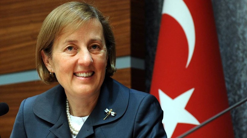 Selma Aliye Kavaf CHP'ye Katıldı - Resim : 3