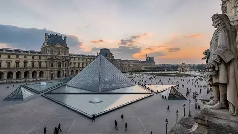 Paris'i Karıştıran 'Mona Lisa' Kararı, Duyan İnanamadı - Resim : 2