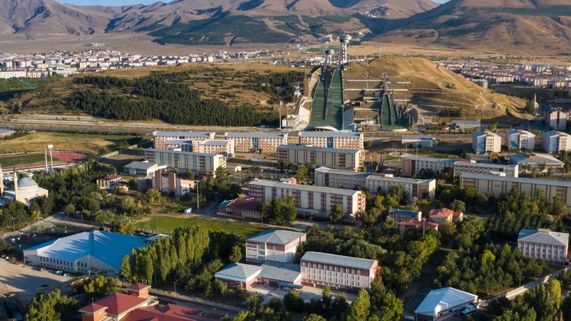 Türkiye’nin En İyi 7. Devlet Üniversitesi Açıklandı! Duyan Şaşırıp Kalıyor - Resim: 1