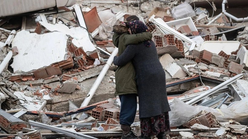 Japon Deprem Uzmanı 'Şimdiye Kadar Duymadınız' Diyerek Açıkladı... Yanından Bunu Hiç Ayırmıyor - Resim : 5