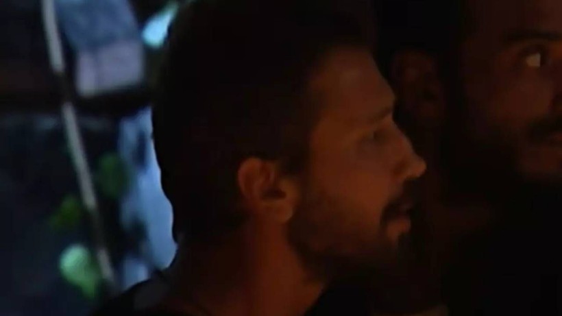 Survivor'da Büyük Kavga! Yapım Ekibi Devreye Girdi - Resim: 1