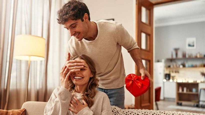 14 Şubat Sevgililer Günü Hediye Önerileri 2025: Sevgililer Günü'nde Sevgiliye Alınacak En Güzel, Anlamlı ve Romantik Hediyeler - Resim: 1