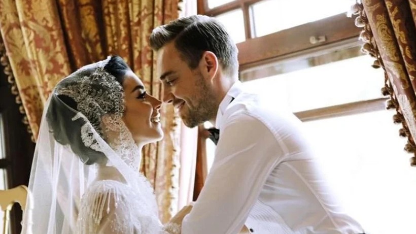 Merve Boluğur ve Murat Dalkılıç 'Barıştı' İddiası Ortalığı Karıştırdı, Unutulmaz Aşk Küllerinden Yeniden mi Doğdu? - Resim : 1