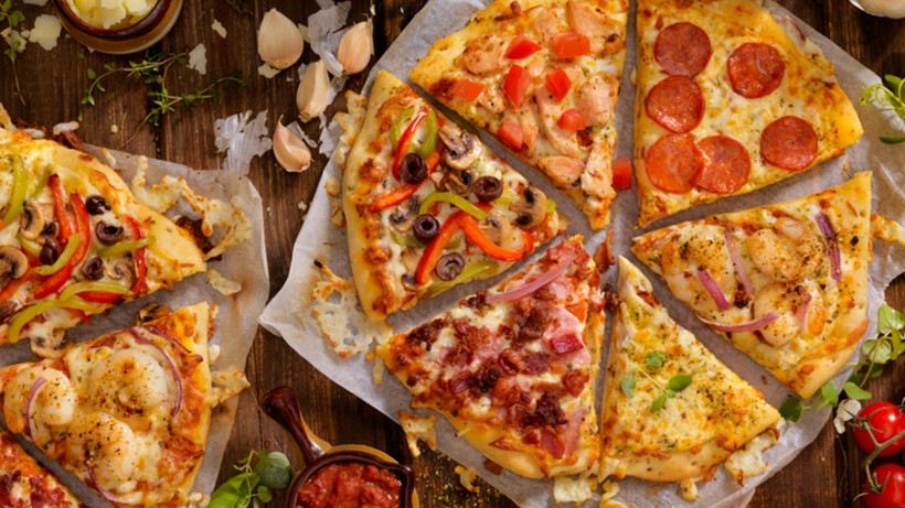 Yuvarlak Pizzalar Neden Kare Kutulara Koyulup Üçgen Kesilir? Meğer Sebebi Buymuş - Resim: 2