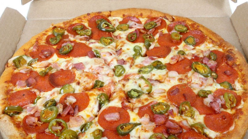 Yuvarlak Pizzalar Neden Kare Kutulara Koyulup Üçgen Kesilir? Meğer Sebebi Buymuş - Resim: 3