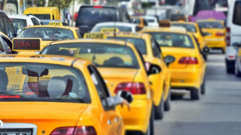 Trafikte Yepyeni Bir Dönem! İlk Kez 1 Mart'tan İtibaren Uygulanacak: Zorunlu Oluyor, Bunu Yapmayan... - Resim: 1