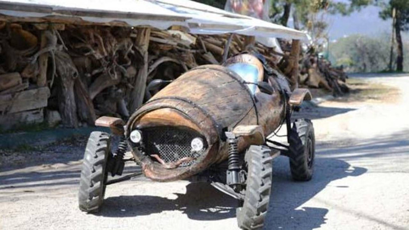 Marangoz Ustası 300 Bin Liraya Ağaçtan Yaptı, Şimdi Değeri 1 Milyonun Üzerinde - Resim: 3