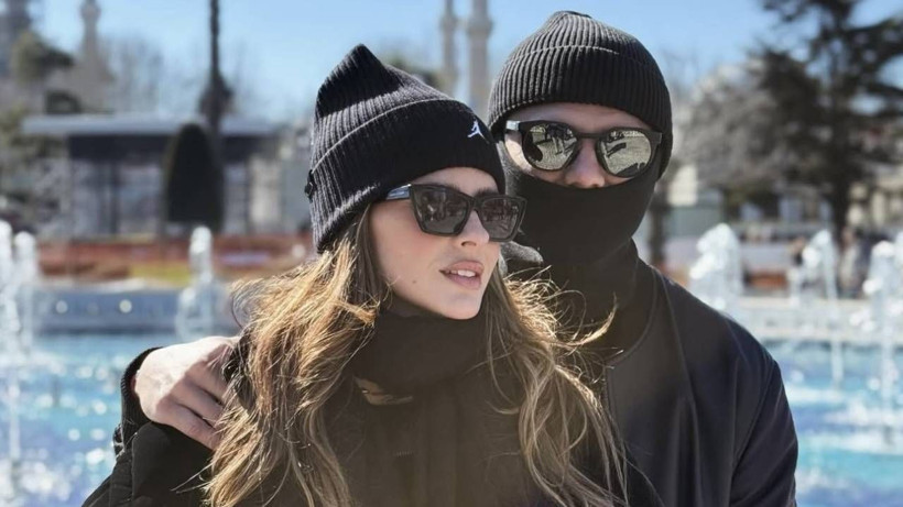 Ünlü Futbolcu Tanınmamak İçin İstanbul'u Kar Maskesiyle Gezdi - Resim: 1