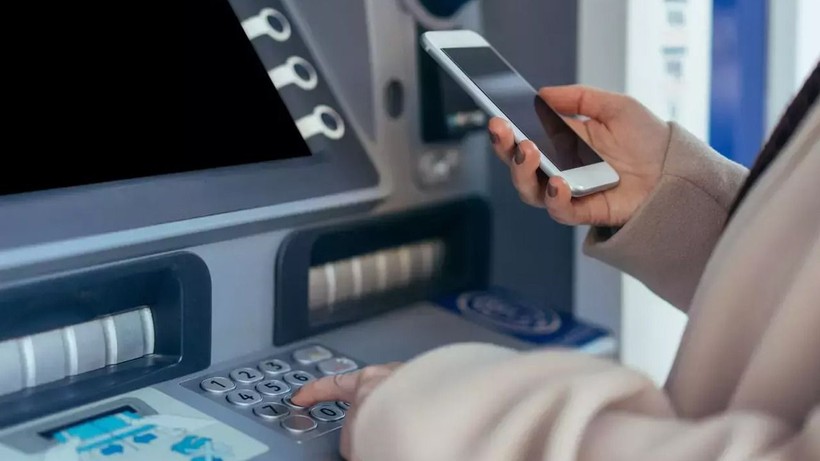 EFT ve Havalede Yeni Dönem Yarın Başlıyor: IBAN'a Para Gönderirken Artık Zorunlu Olacak - Resim: 1